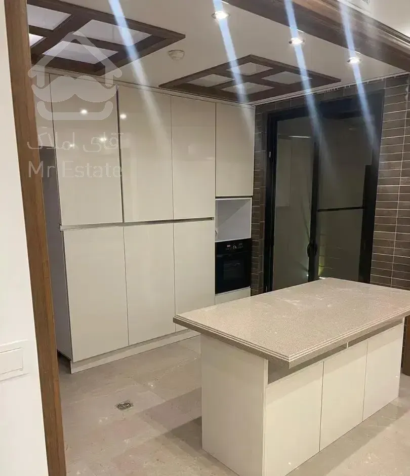 ۱۸۵متـر نگیـن مـرزداران