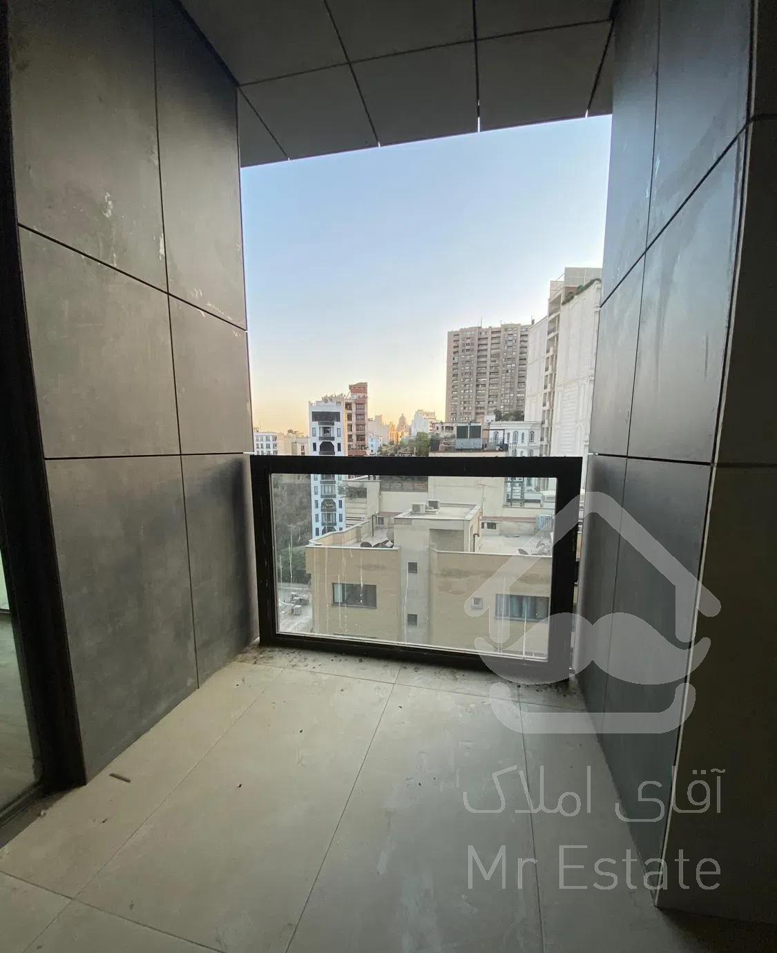 ۱۸۰ متر آپارتمان مدرن نوساز در زعفرانیه