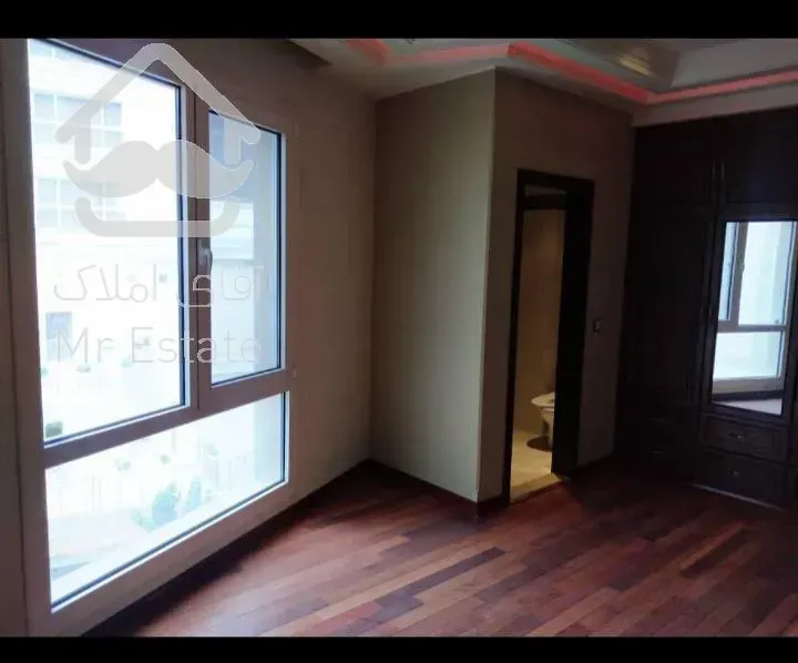 رهن کامل آپارتمان ۴۱۰ متری در فرمانیه