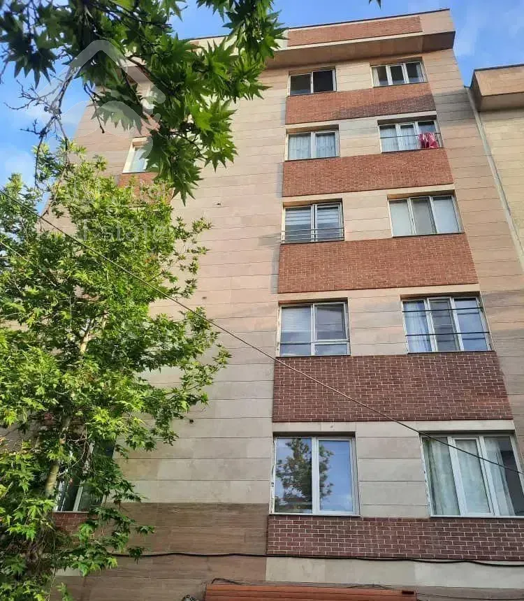 ۵۶متر رو به آفتاب با آسانسور بالکن