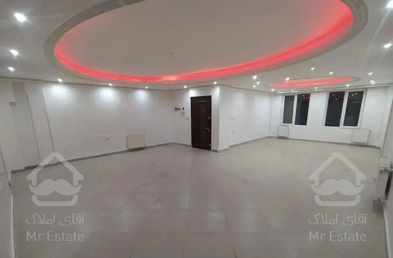 ۱۱۵متر ۲خواب ۳طبقه یکجا شهرک راه آهن