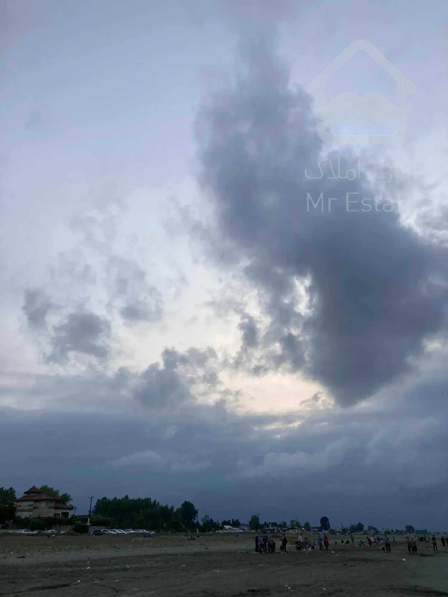 فروش زمین ساحلی بر اول دریا