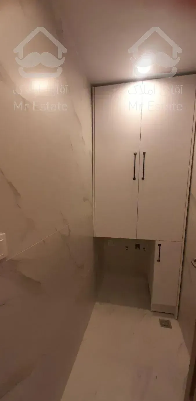 ۲۱۵ متر / ۳خواب / فول امکانات      (  تکواحدی  )