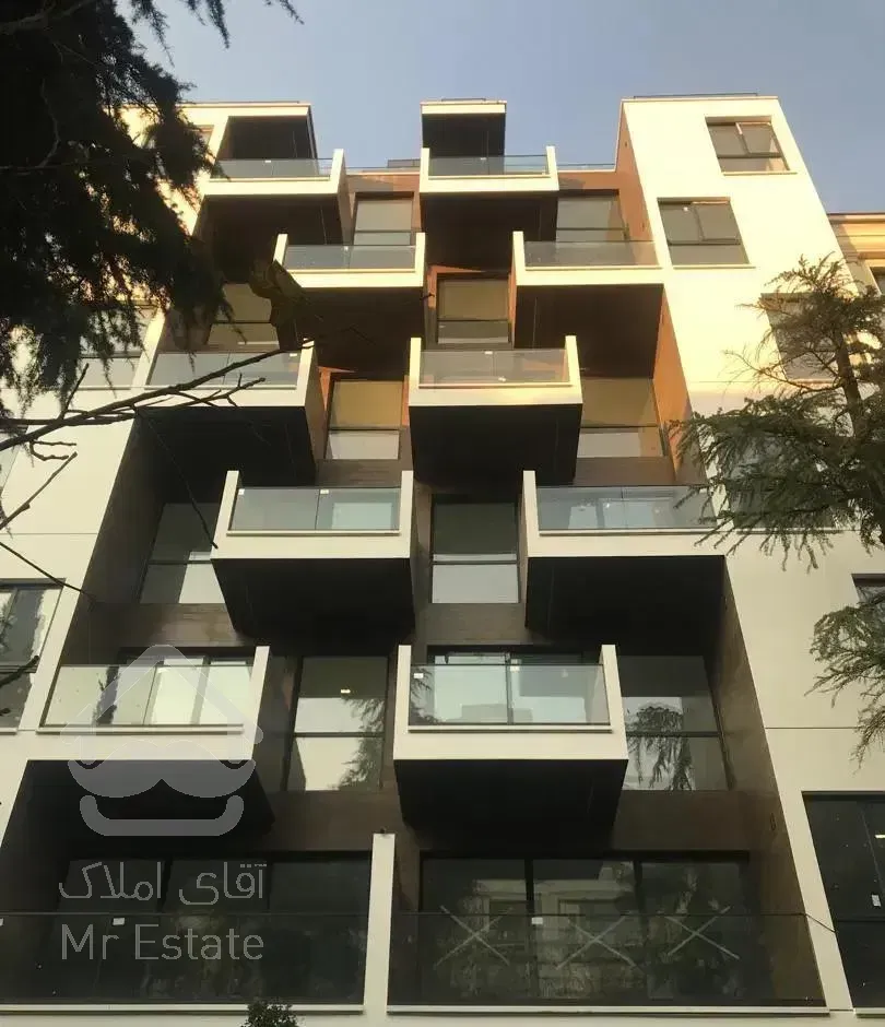 اپارتمان۱۲۸ متری در برج باغ واقع در تجریش