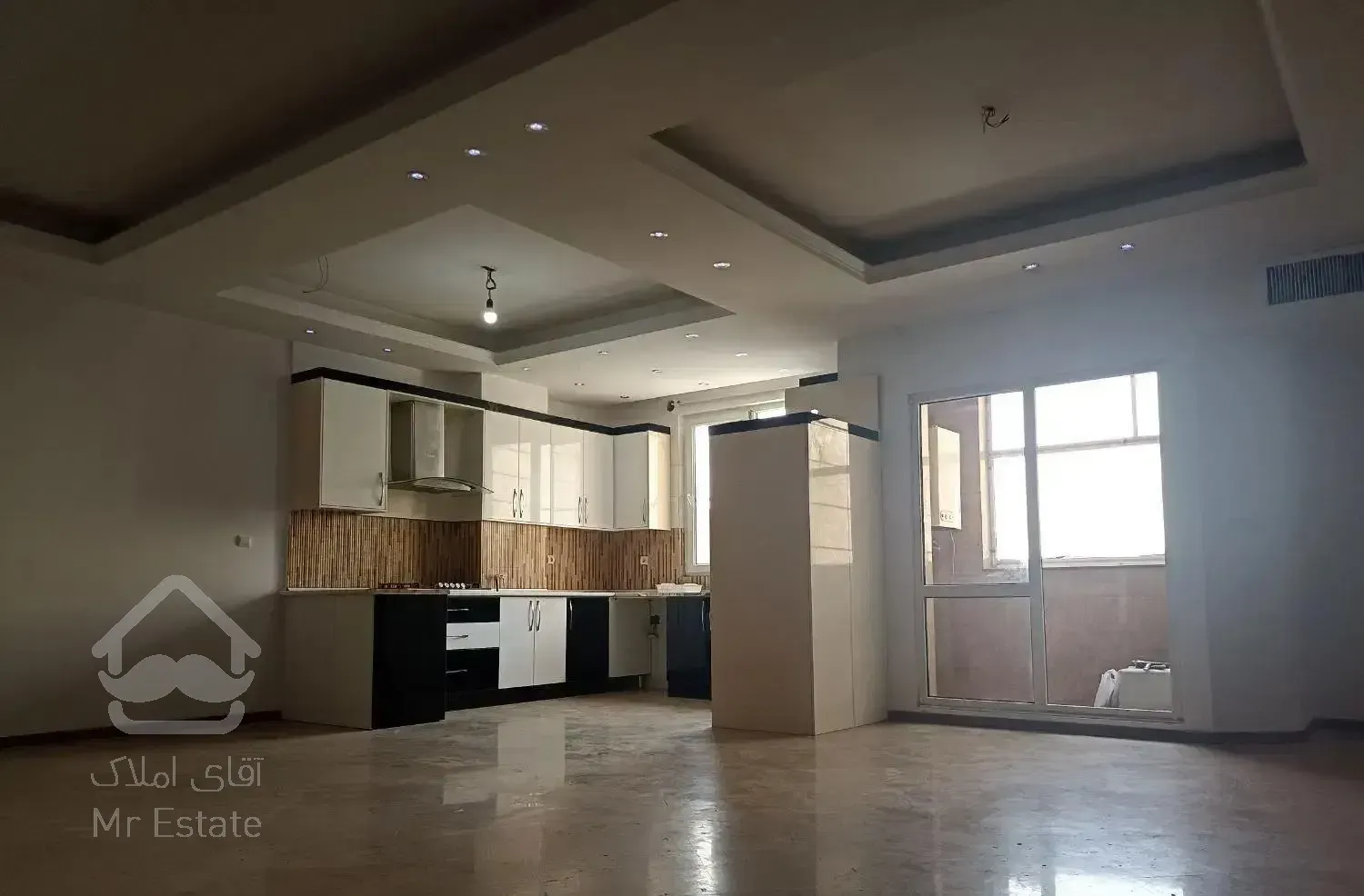 ۱۵۵ متر یکساله دو پارکینگ مناسب مشکل پسندان