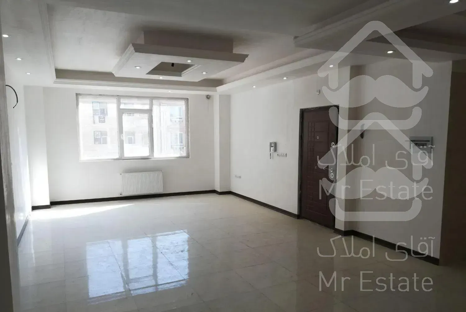 آپارتمان ۸۳ متری شهرک. فرزان