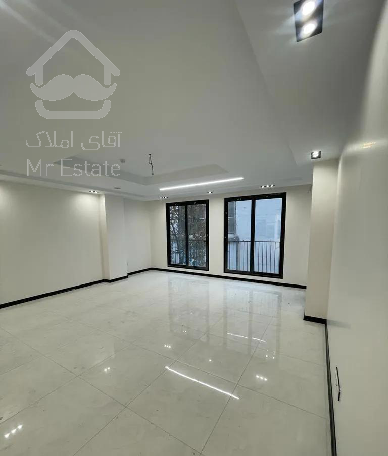 آپارتمان ۱۵۰ متر واقع در گلزار