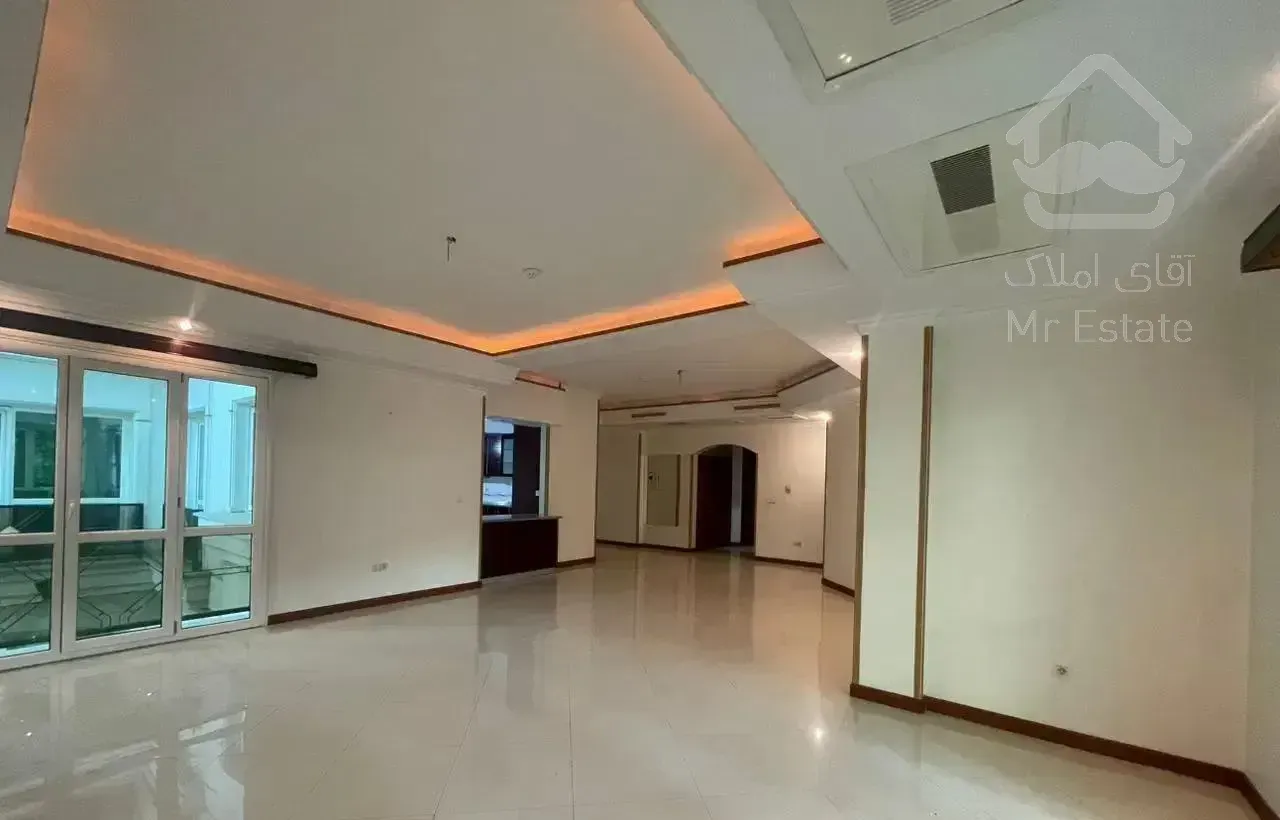 اجاره آپارتمان ۲۴۰ متر ۳خواب (تراس بزرگ) نیاوران