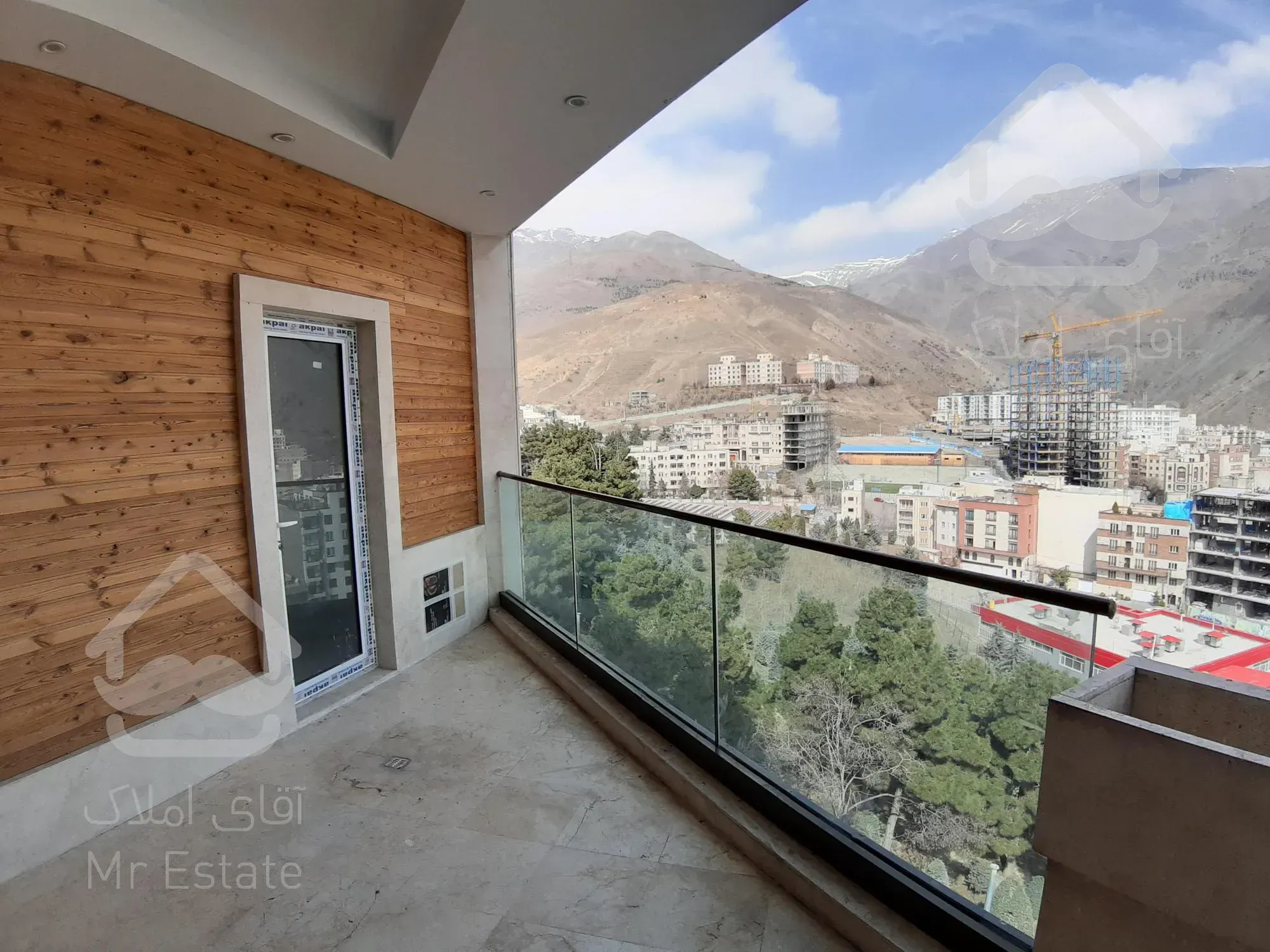 خریدآپارتمان۱۶۰متری اجودانیه نوساز کلیدنخورده ویو ابدی تراس بدون مشرف فول فرنیش