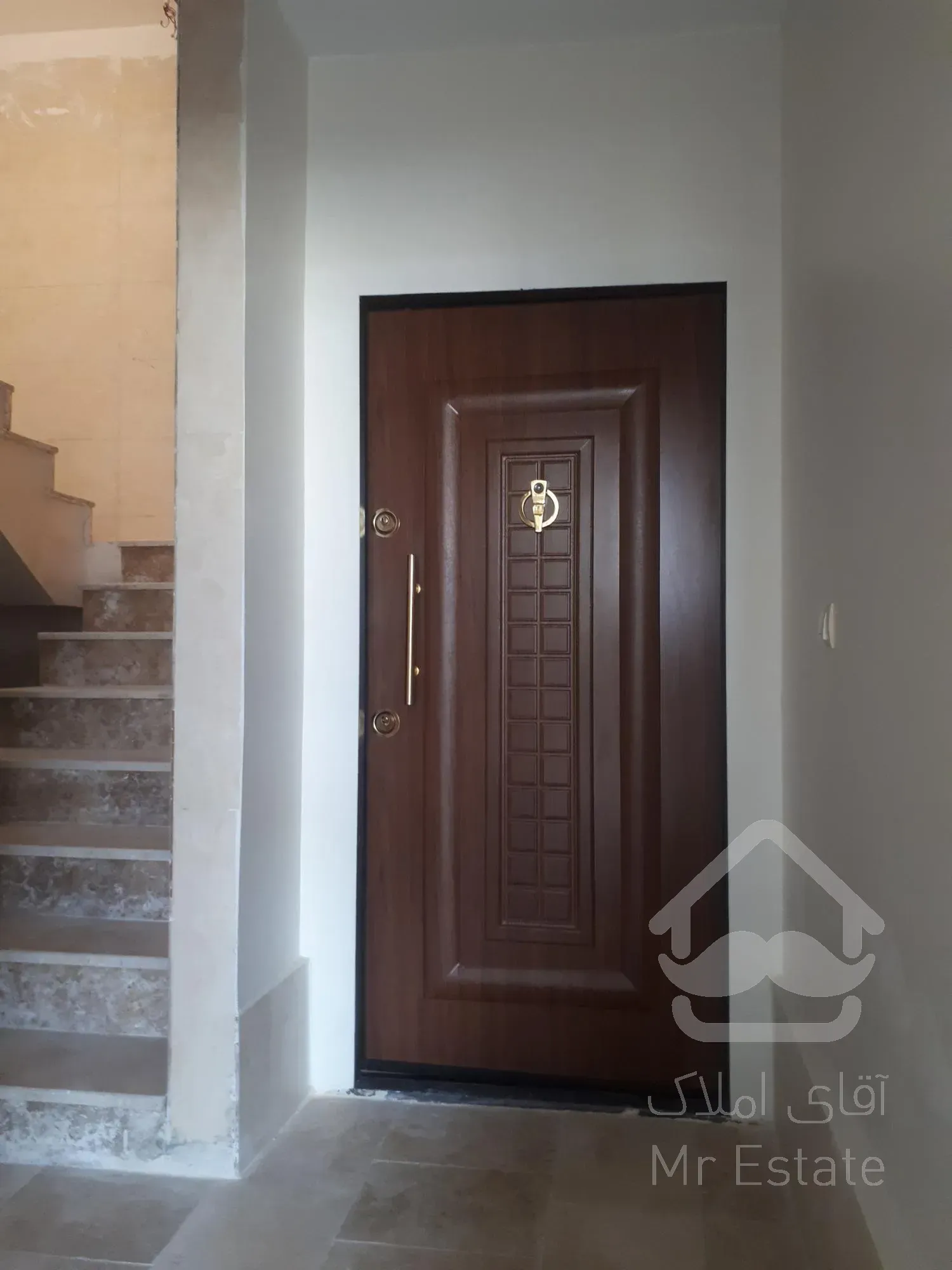 آپارتمان نوساز ۷۰ متر