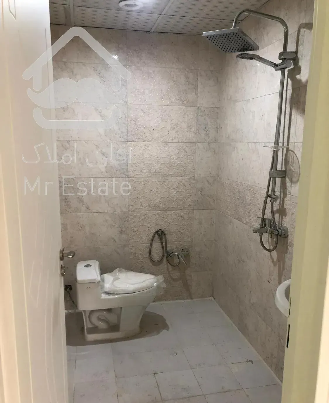 چیتگر/اردستانی/برج ۱۷۰ متری/۳خوابه