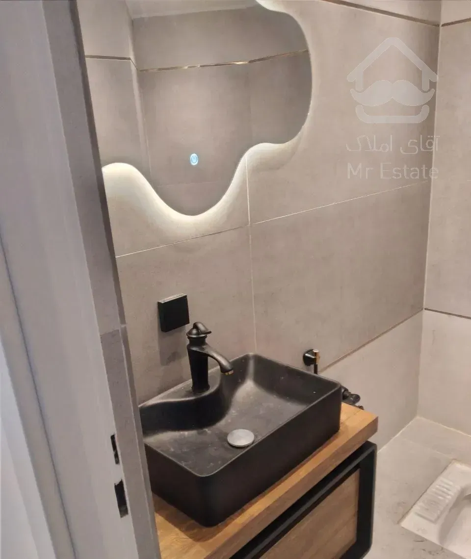 ۹۰متر اقدسیه ارتش (تمام امکانات .دو پارکینگ)