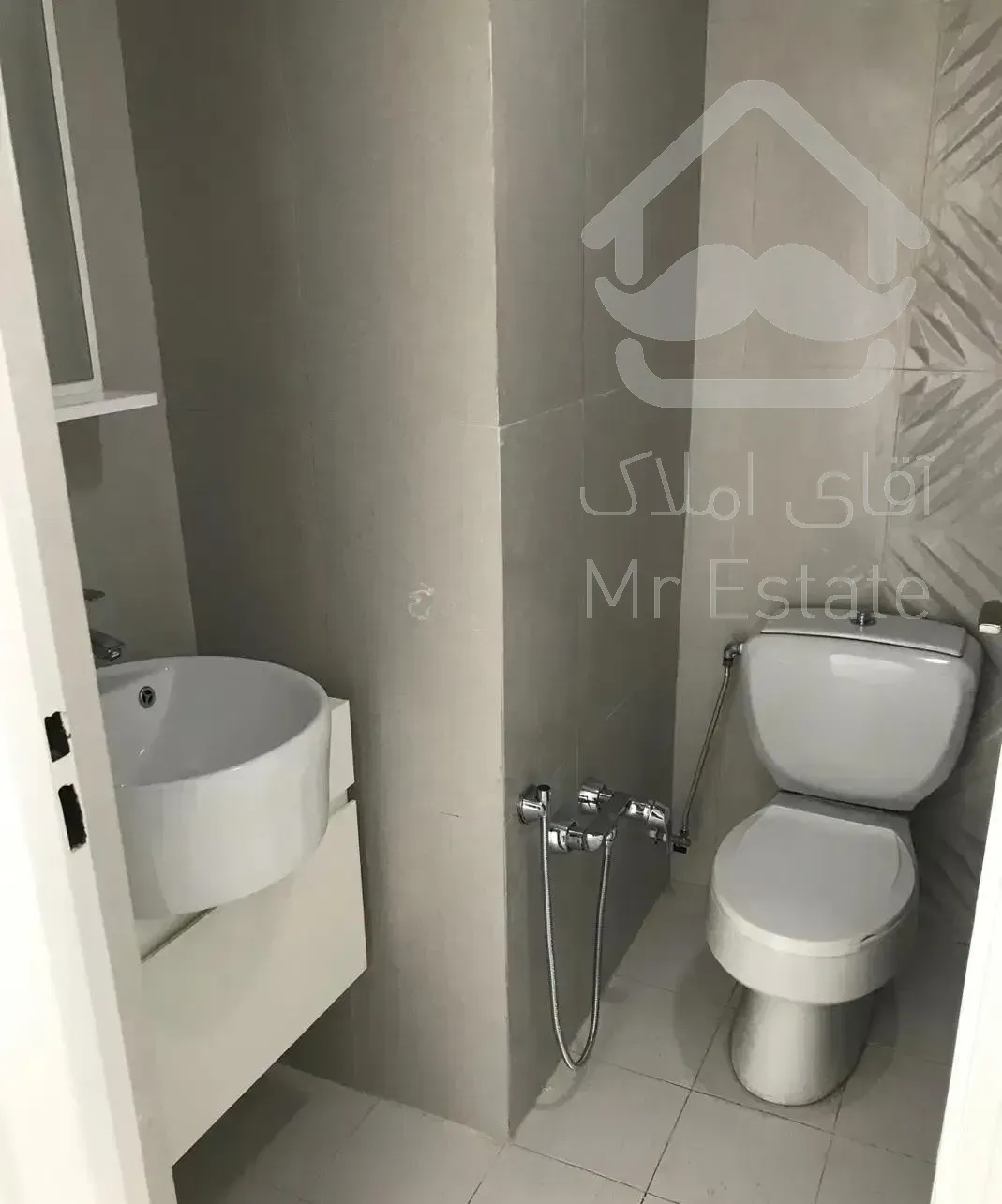 فرمانیه ۱۰۰ متر ۲ خواب در بهترین فرعی و دنج