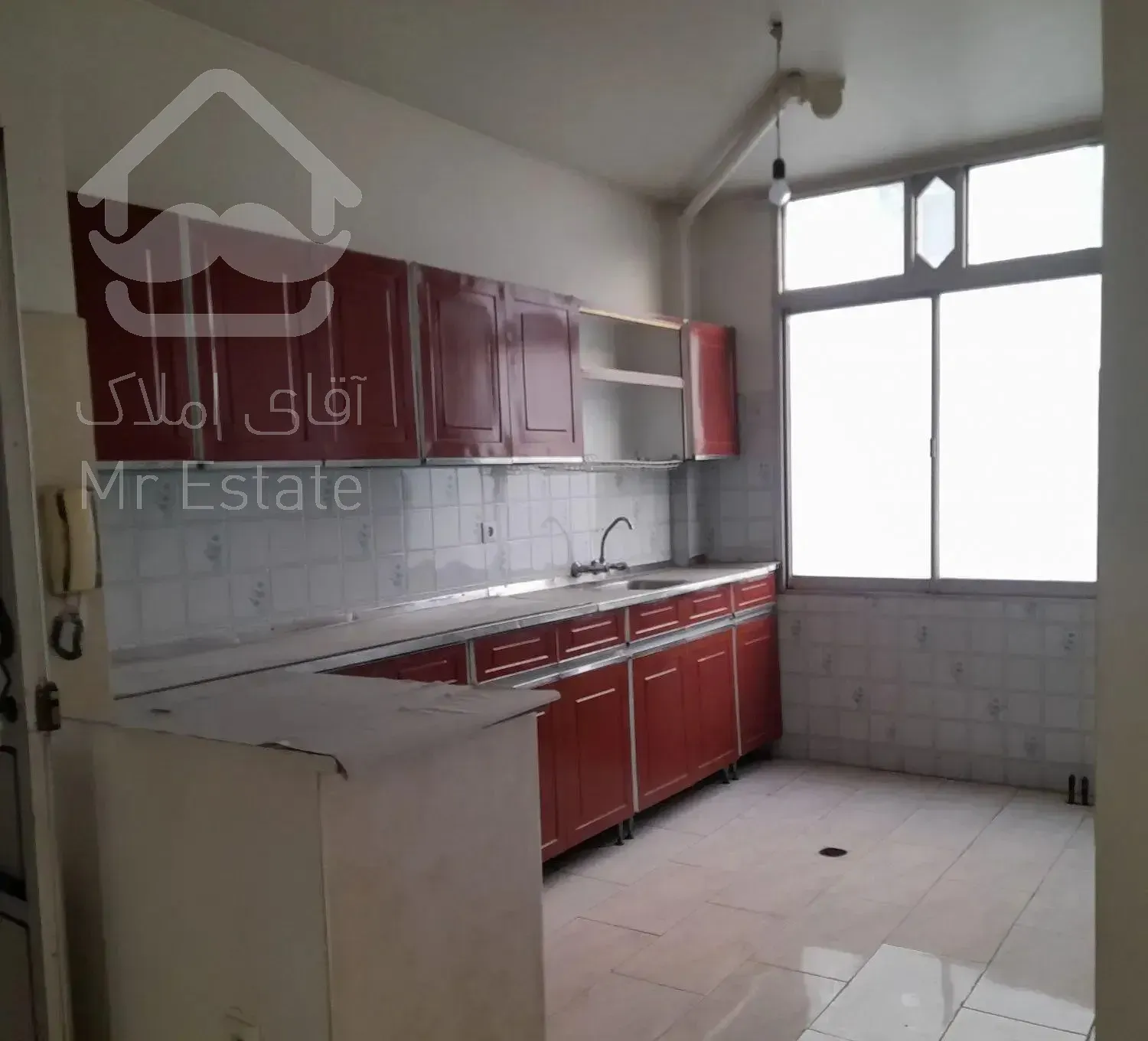 یه آپارتمان ۸۶دتا ۹۰ متری ولیعصر صداقت