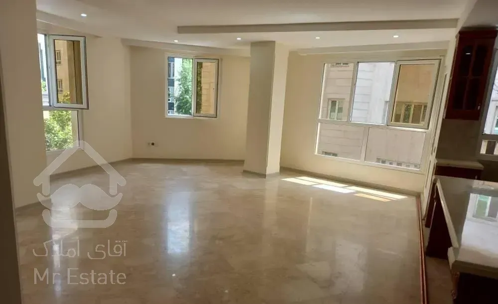 فروش آپارتمان ۱۱۰ متری ۲ خوابه در فرمانیه