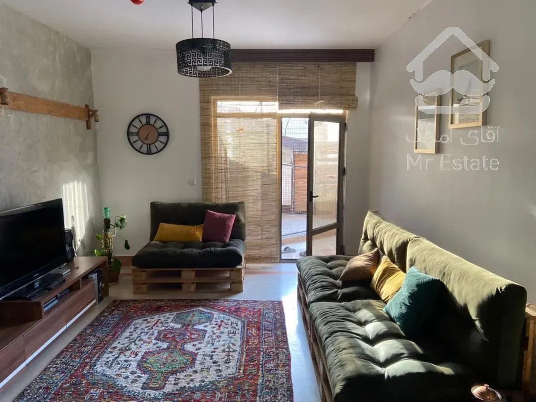 ۳۷۰ متر دوبلکس غرب دریاچه چیتگر