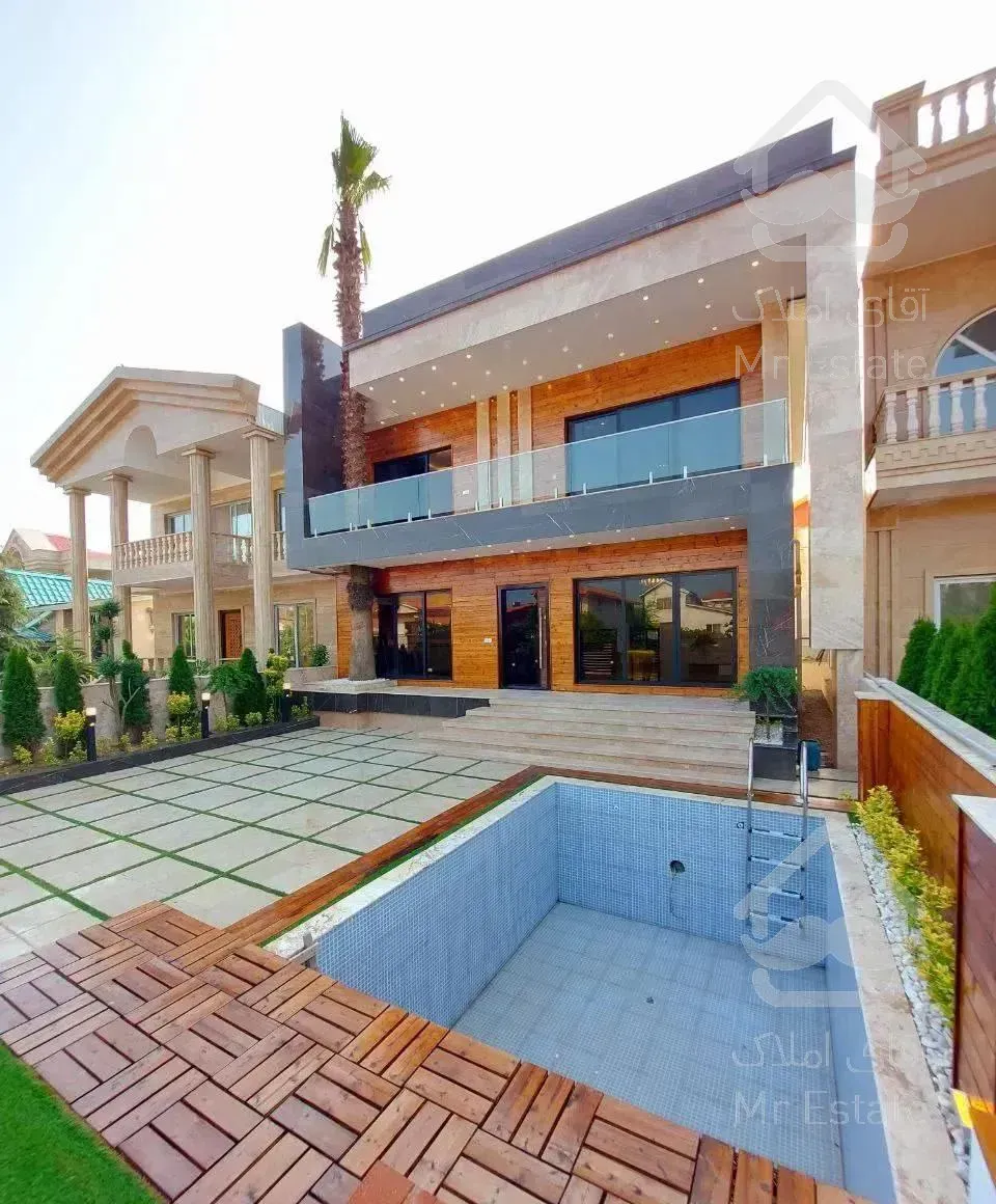 فروش ویلا باطراحی داخل استخر سندانشعابات نصب شهرکی