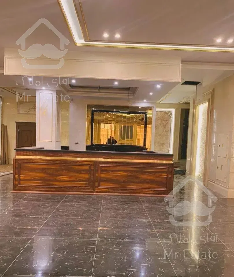 115 متر . بر فراز آسمان در  شهر ...