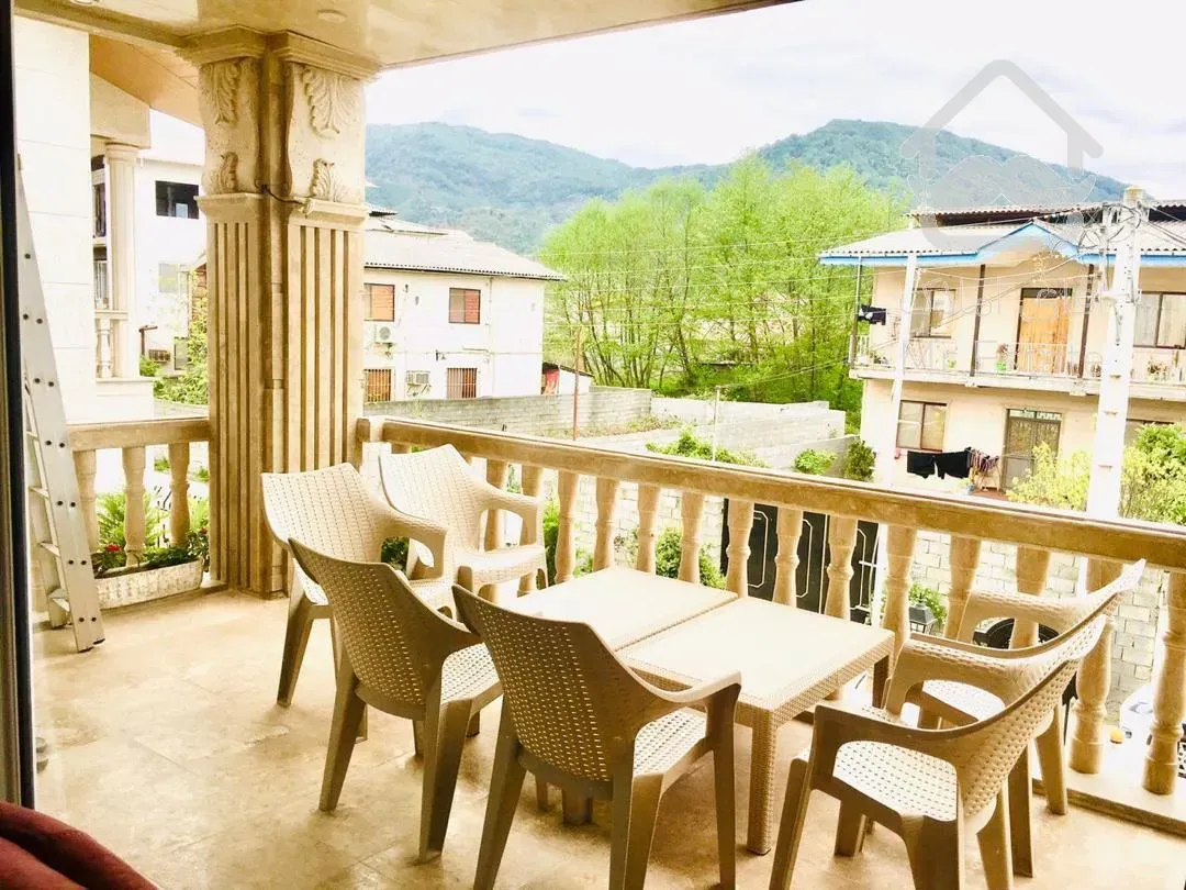 ویلا برای مشکل پسندان،خوش نقش