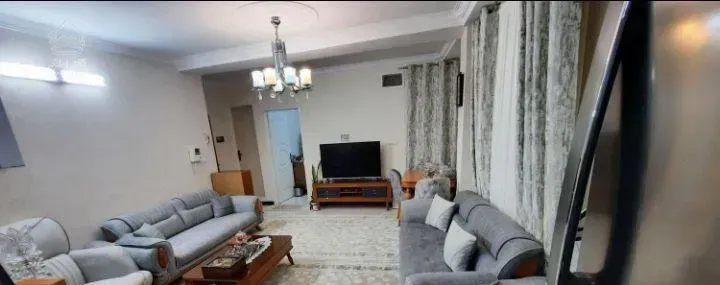 52متر/خوش نقشه/فول امکانات /بلوار بریانک