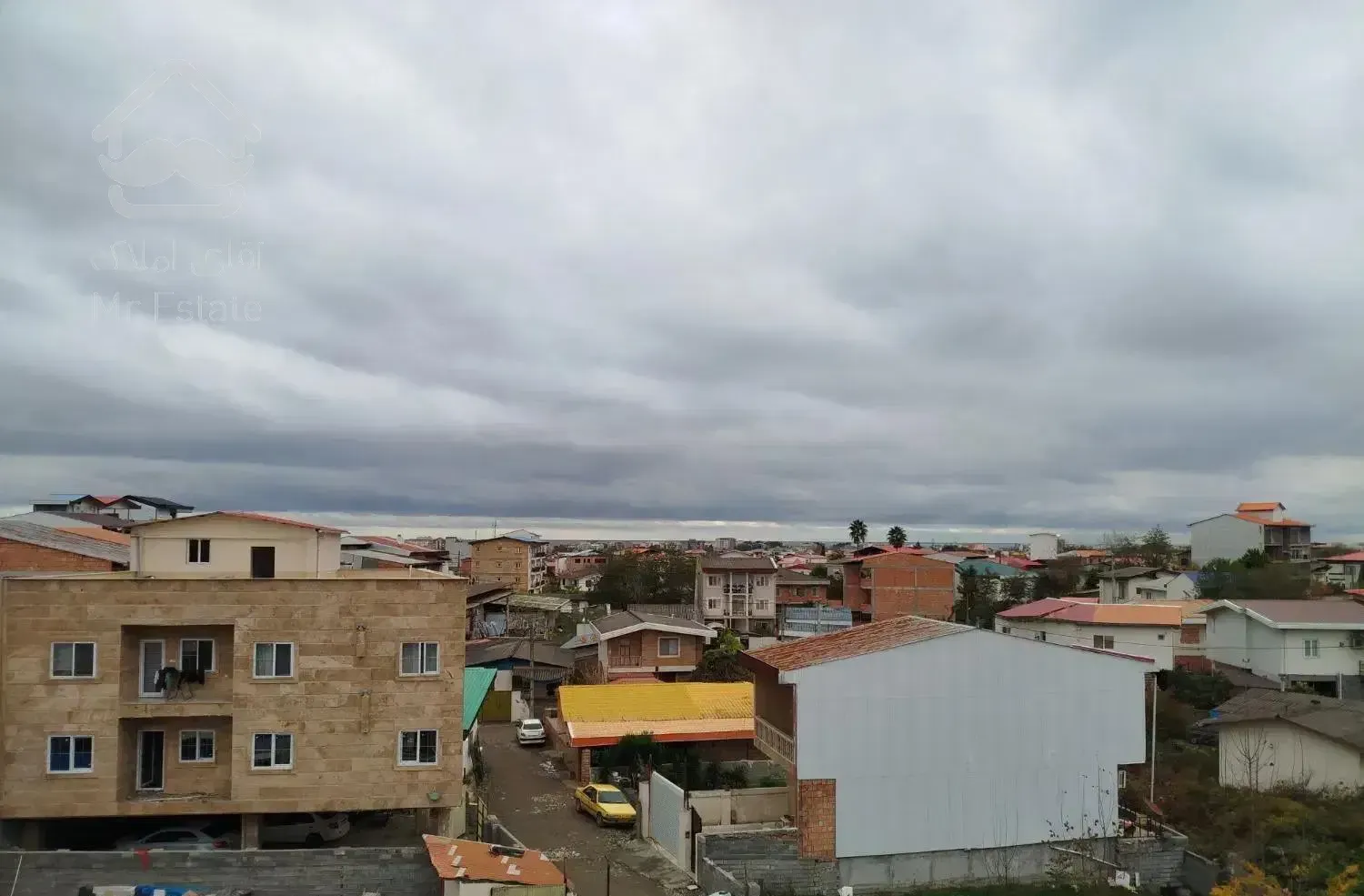 آپارتمان سه طبقه تک واحدی