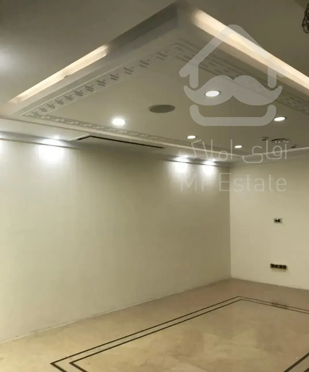 ۲۰۰ متر اپارتمان ۳ خواب سپند بالابی استخرو روف