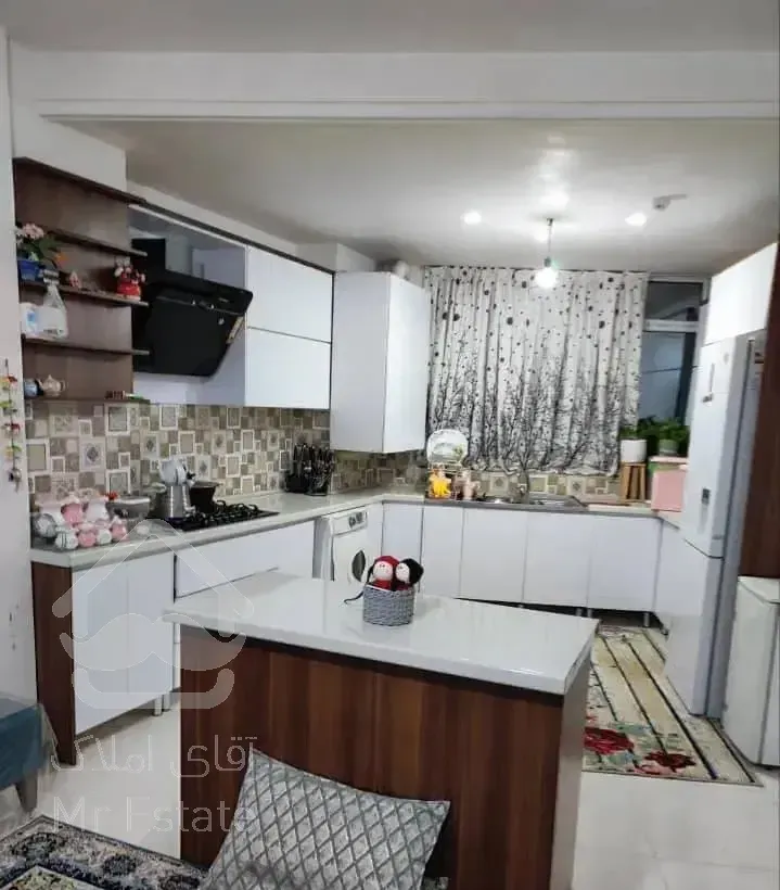 ۷۵ متر / ۱ خواب / ساخت ۱۴۰۲ / تقی پور