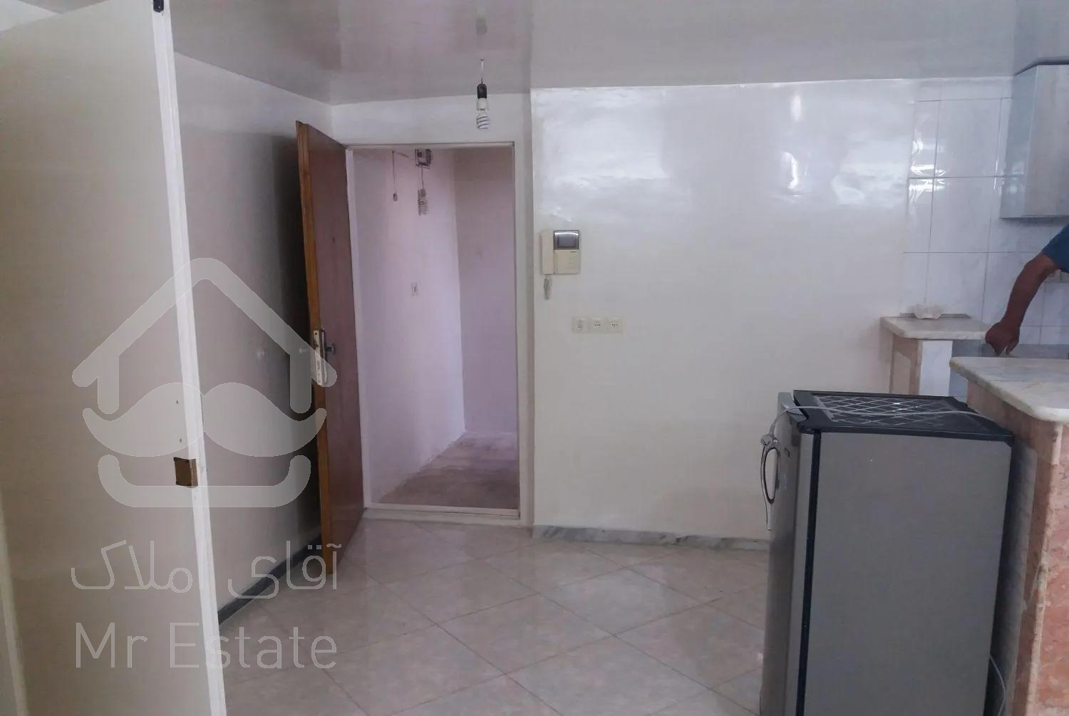 ۴۰ متر سوئیت زیر زمین کوهک شهرک راه آهن