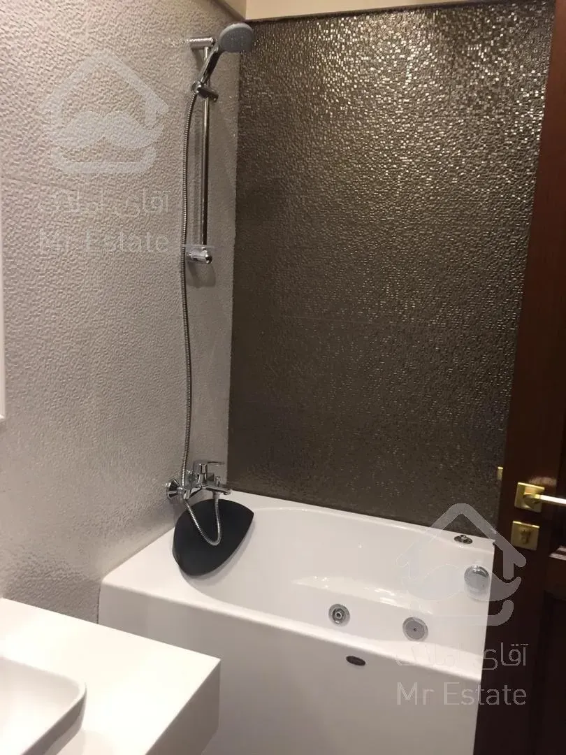 خرید آپارتمان  255 متری فرمانیه