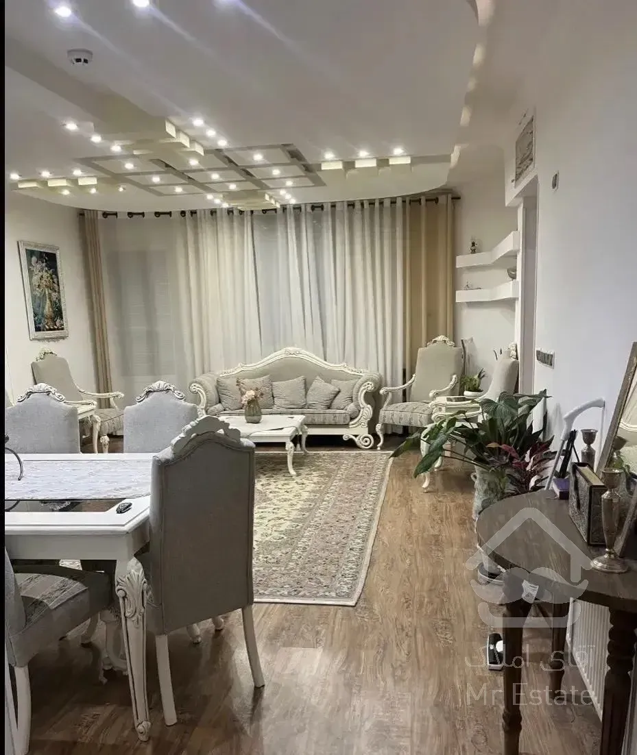 آپارتمان۱۴۵متری/استثنایی شیک/۳خواب