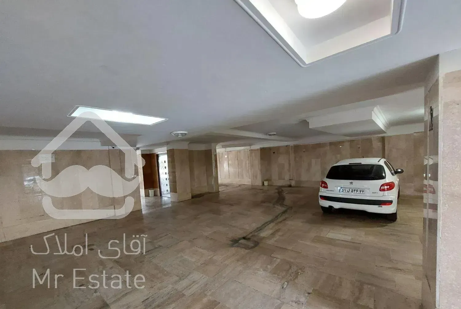 آپارتمان ۸۳ متری ۲ خواب