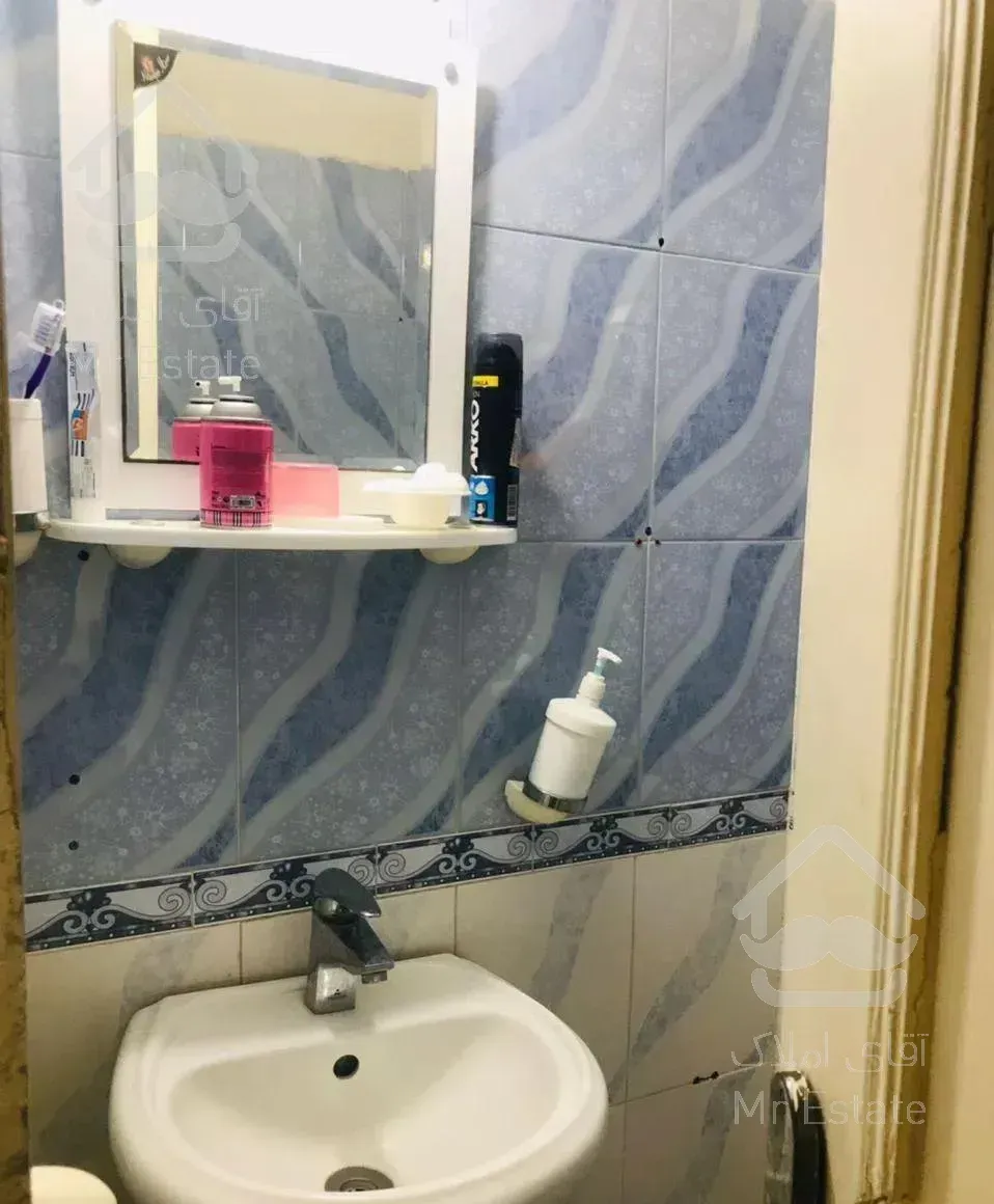 آپارتمان ۶۸ متری دو خواب پارکینگ اختصاصی