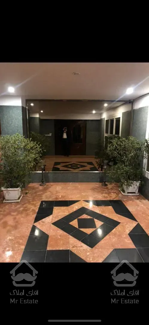 اجاره و رهن آپارتمان زعفرانیه 183  متر شیک