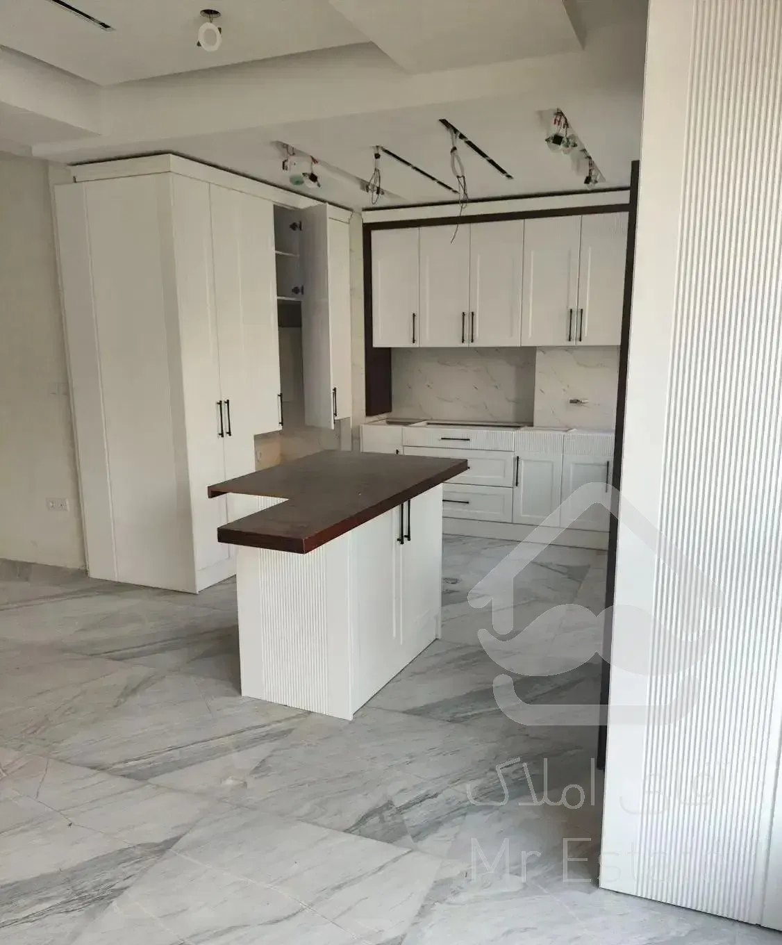 سعادت آباد ۱۲۰متر نوساز ،فروش و معاوضه با ماشین