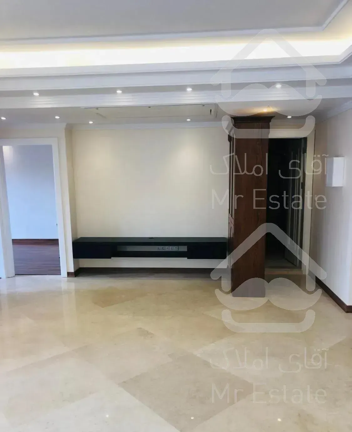 ونک ۱۶۰ متر نوساز