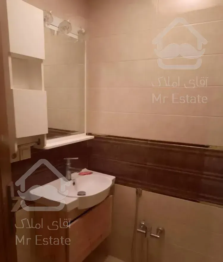 آپارتمان ۱۳۵ متری سه خوابه (دیباجی جنوبی)