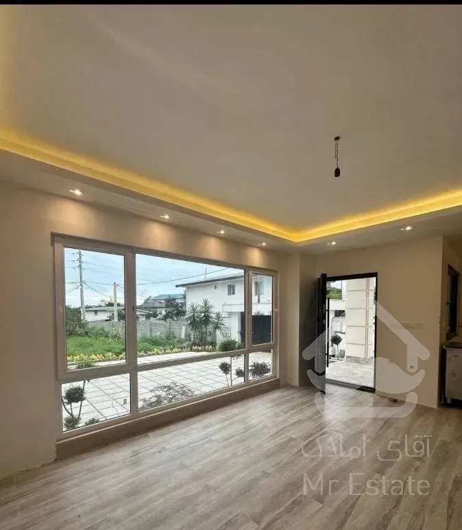 فروش خانه ویلایی ۳۵۰ متری ۵ خوابه