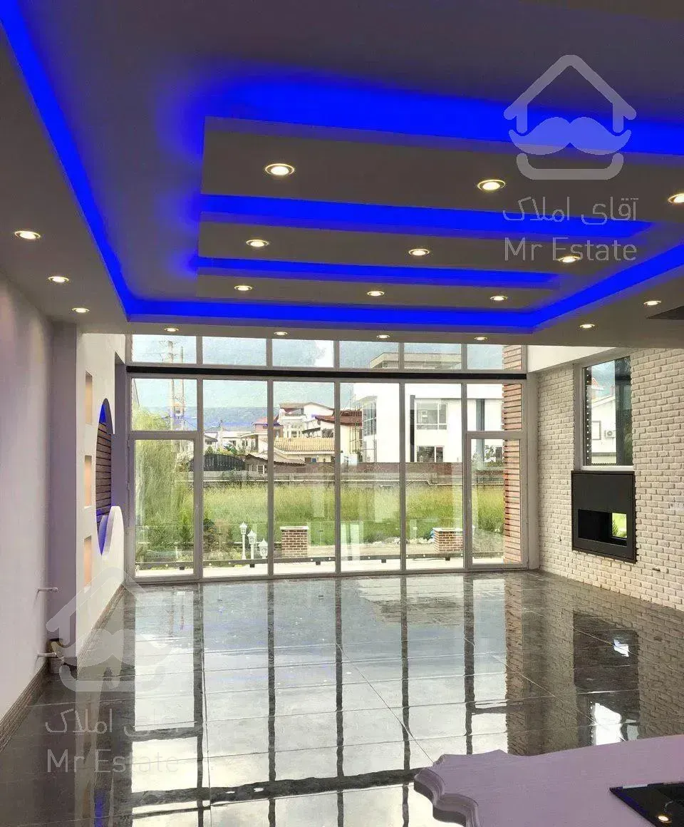 مدرن شهرکی سنددار سیسنگان الاچیق در روف ویو ابدی