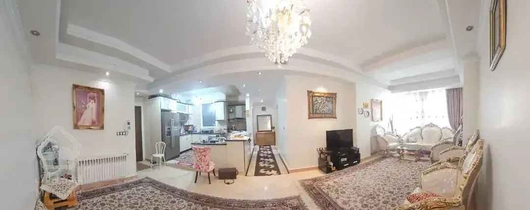 ۹۰متر ،دو خواب ، رو به آفتاب