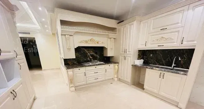 ۲۲۴ متر تکواحدی کیلید نخورده میرزای شیرازی