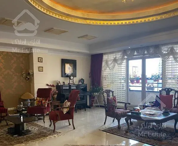 ۱۷۰متر فرمانیه غربی ۳پارکینگ فول ۷ساله