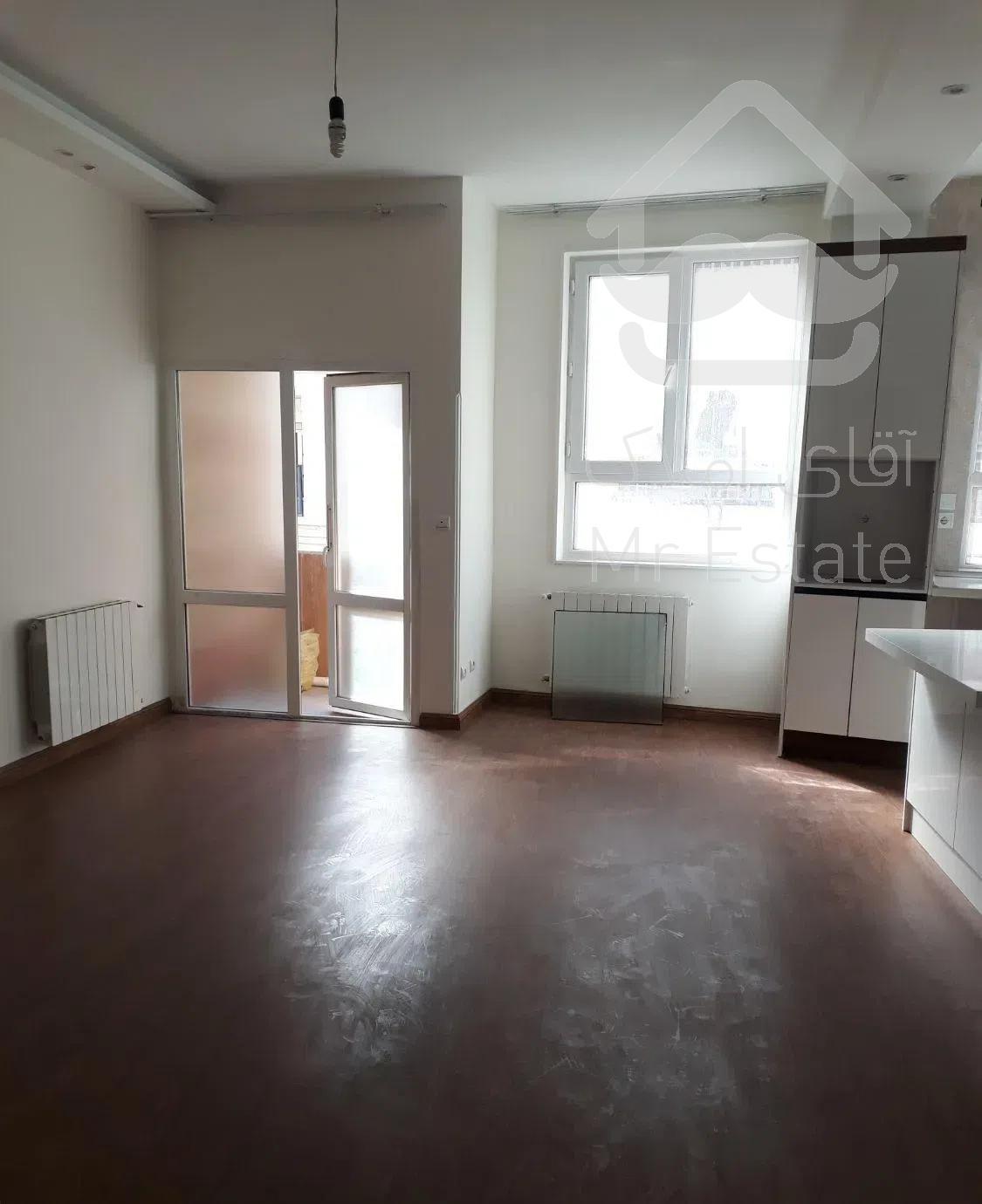 ۶۲متر/۲خواب/تک واحدی/تخلیه/آفتابگیرعکس اصلی