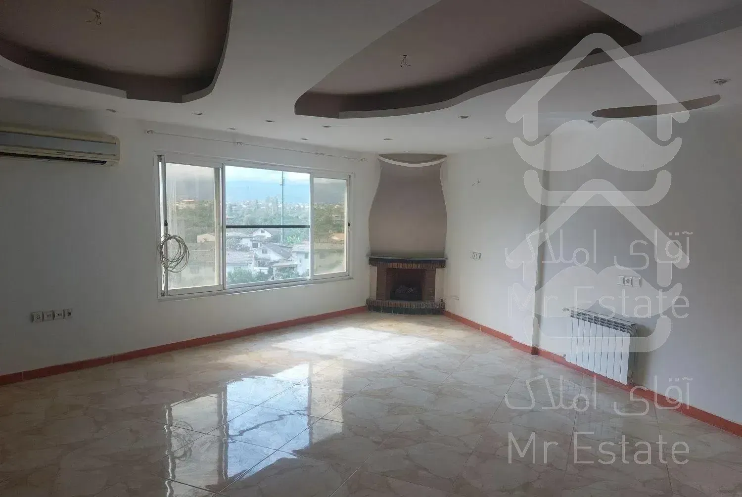 واحد ۱۵۰ متری درون شهرک کریم آباد