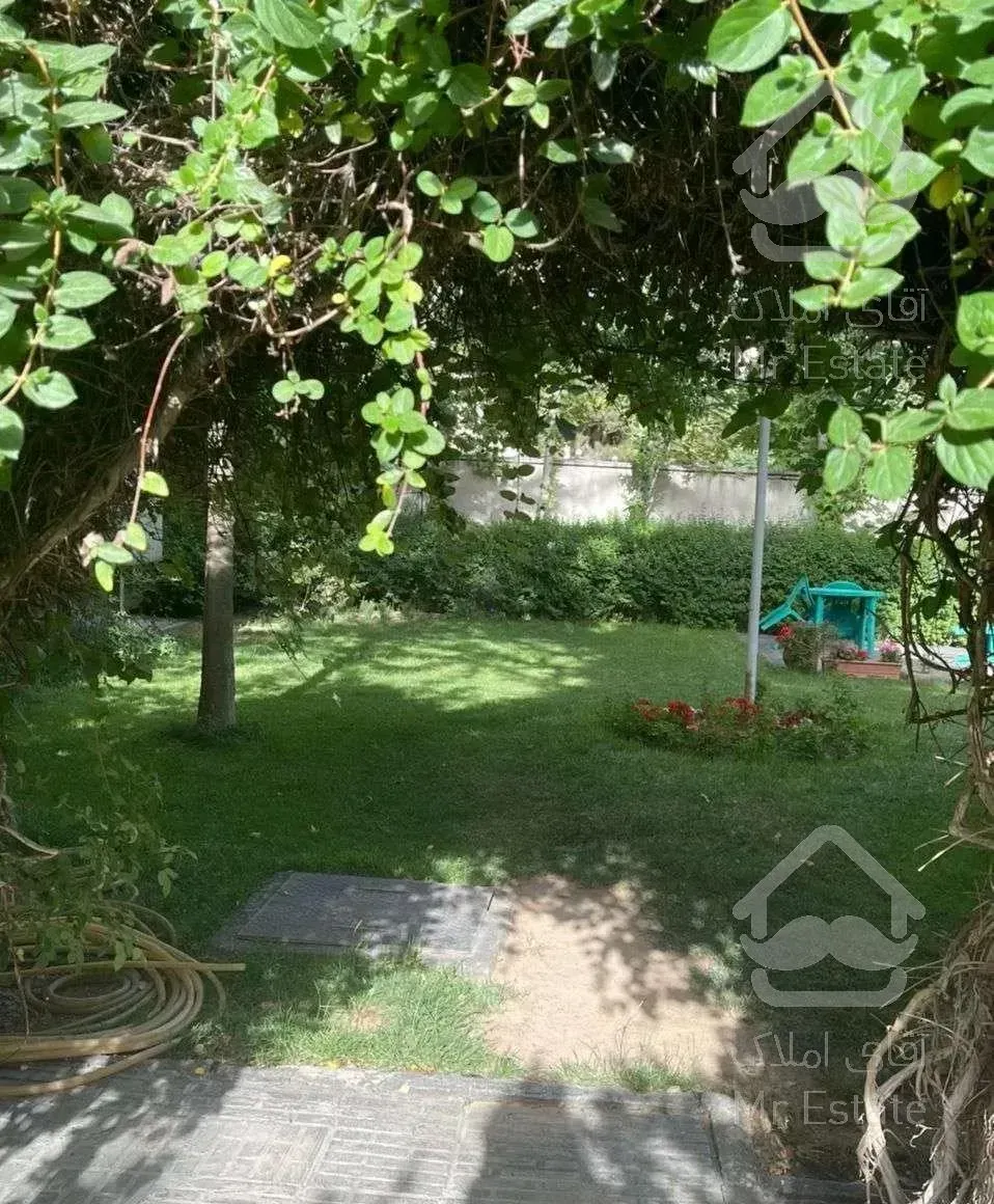 120 متر 2 خواب، ورودی از حیاط سرسبز، جردن امانیه