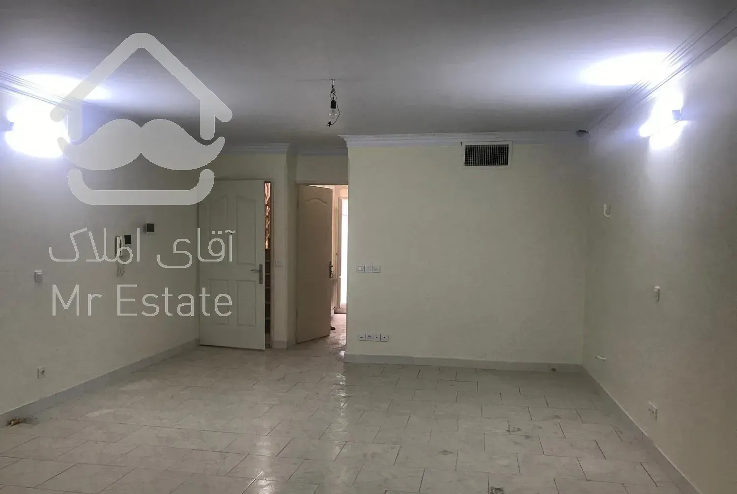 ۵۵ متر با پارکینگ طبقه اول با پاسیو اختصاصی