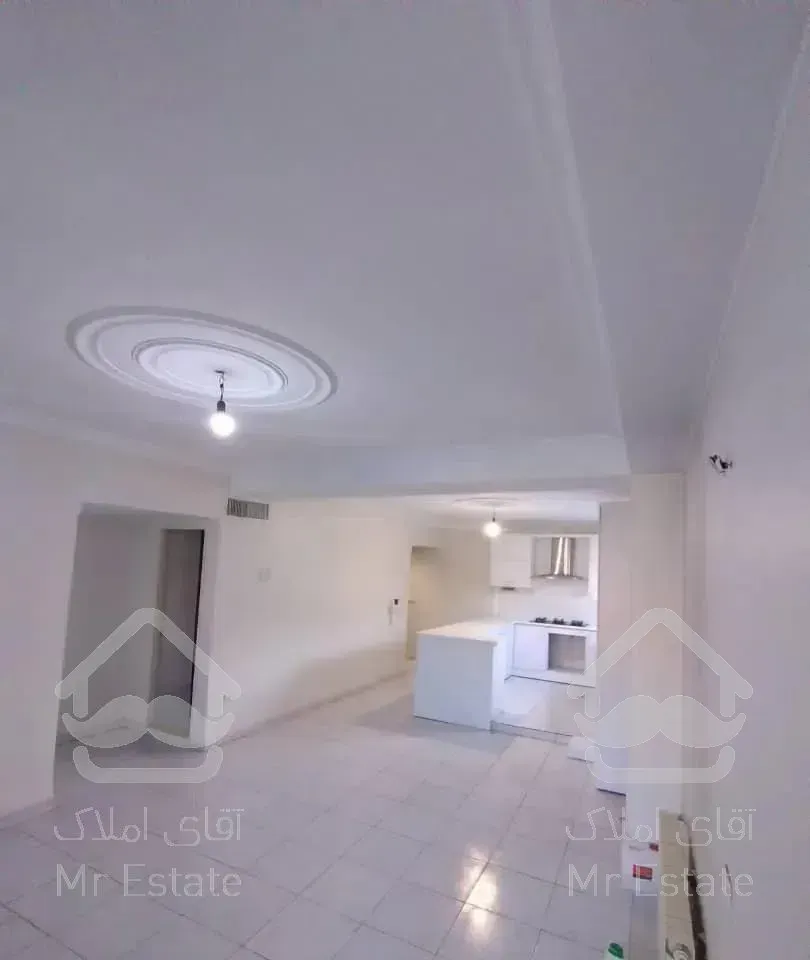 ۸۰ متر دو خواب شمال دریاچه چیتگر