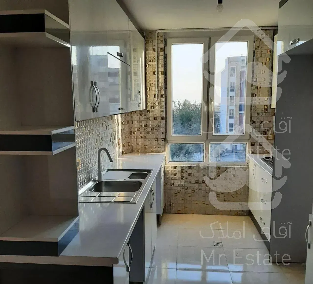 ۷۵ متر سالن پرده خور فول بازسازی شده