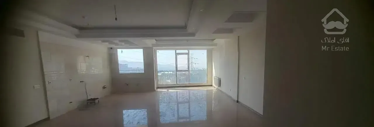 فروش واحد ۱۳۶ متری سه خوابه فول طبقه دوم