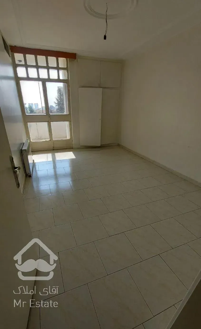 آپارتمان ۱۲۵ متری واقع در مجتمع فجر