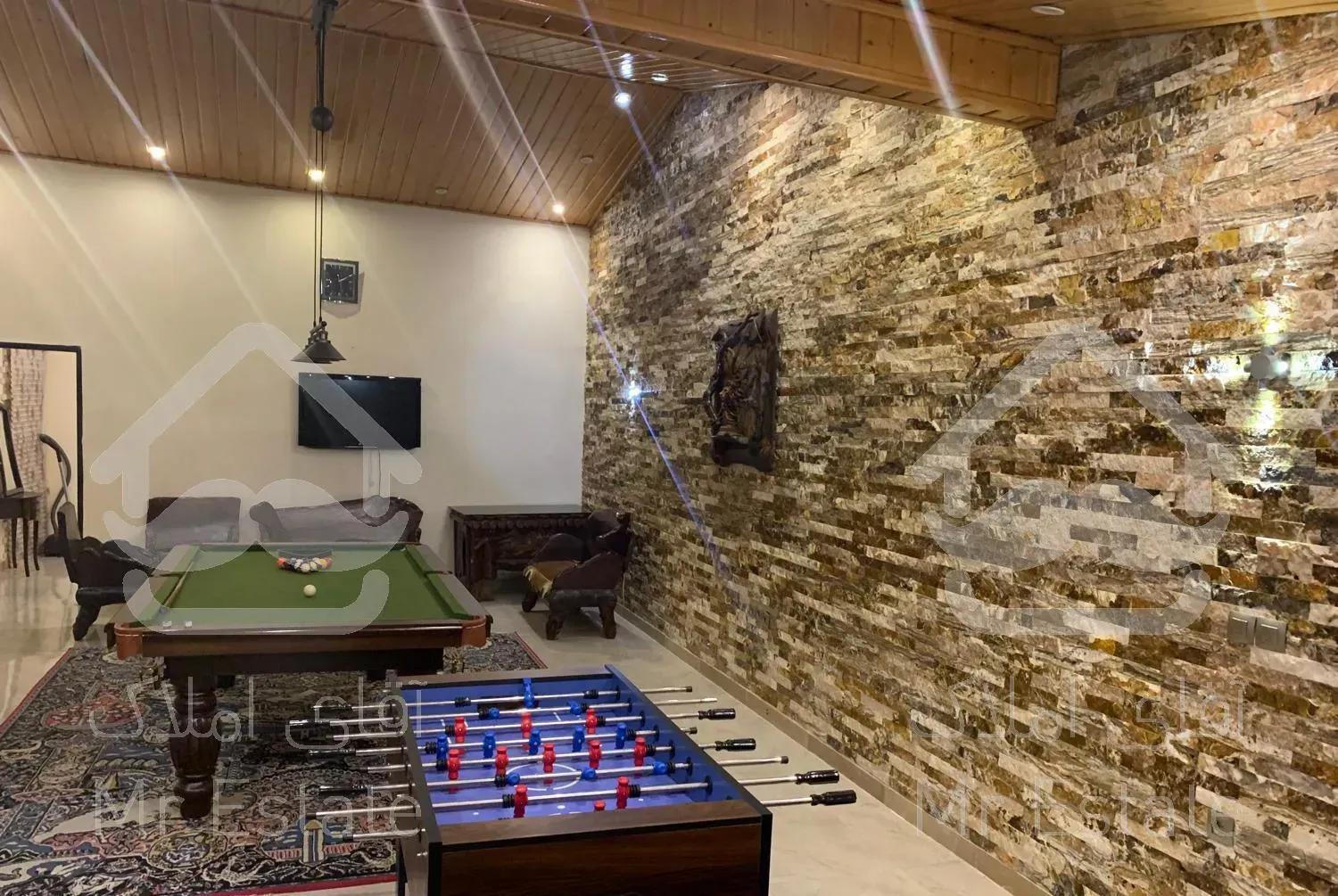 ویلا استخردار ۴خوابه متل قو